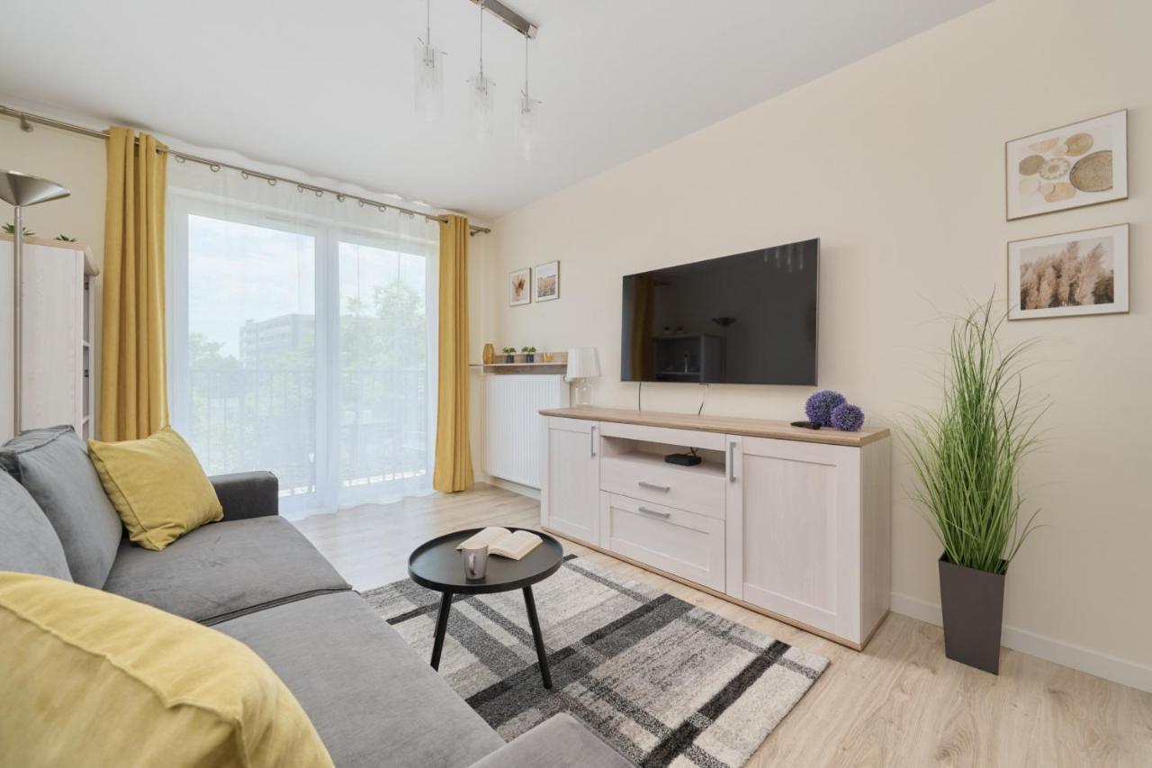 Piekna With Parking By Renters Breslavia